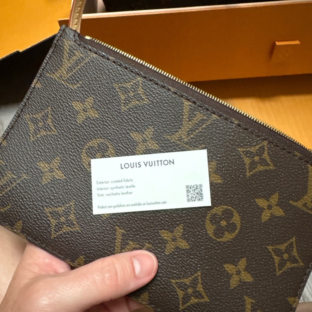 Louis Vuitton Monogram Clutchlpuie Vuitton Monogram Never Full PM. 🤎